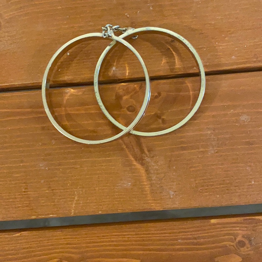 Victoria's Secret Bangle Bracelet Gold Tone